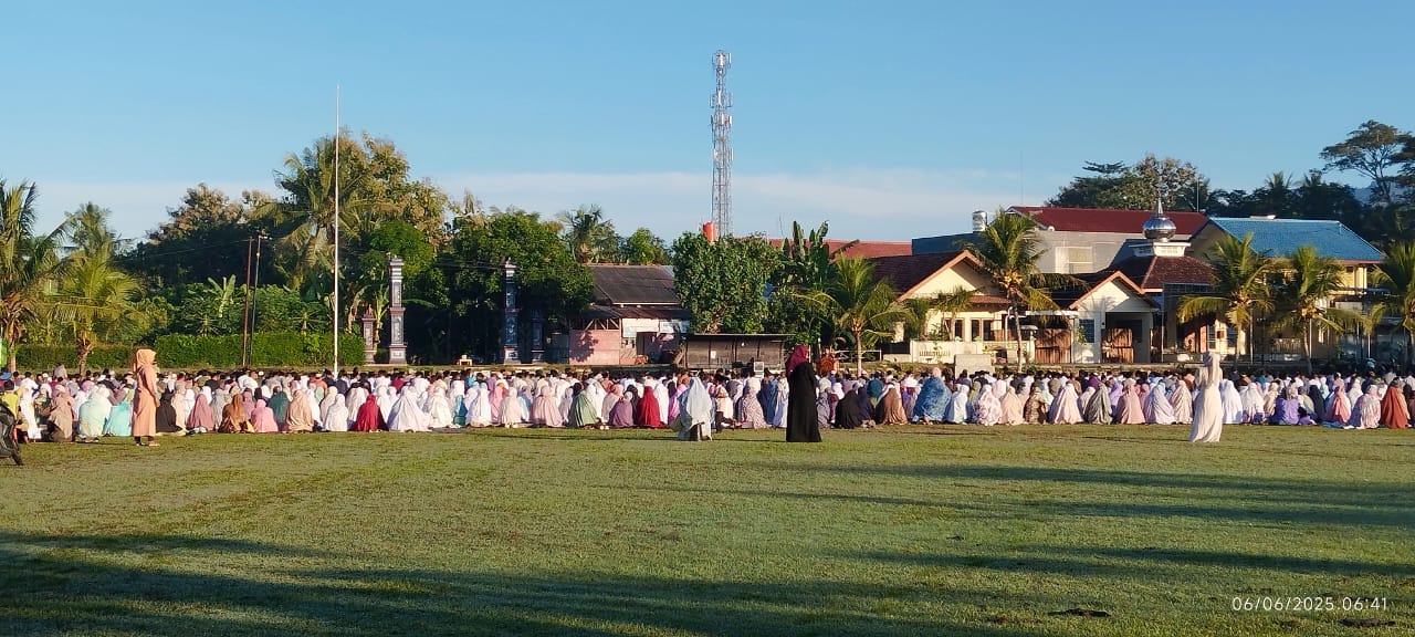 Sholat Idul Adha 1446 H di Lapangan Pengasih